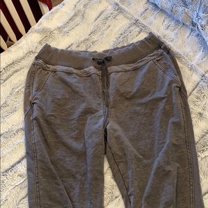 Woman’s Capri jogger